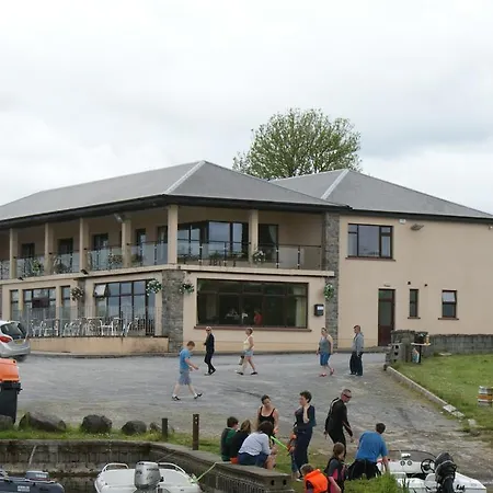 ベッド・アンド・ブレックファスト The Silver Eel Strokestown