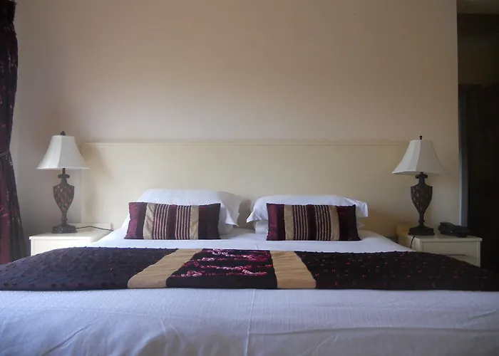 The Silver Eel 3* Strokestown